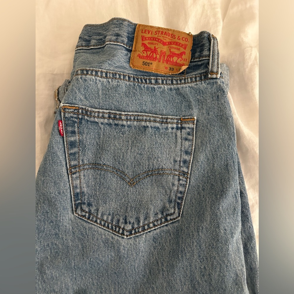 Midrise Levi’s